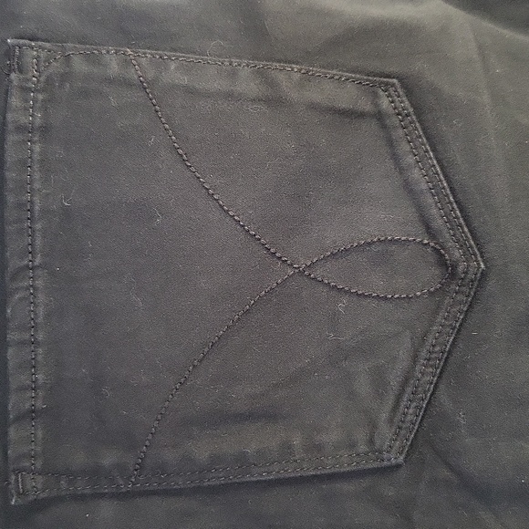 Women's black stretch ankle length Calvin Klein jeans - Picture 3 of 5